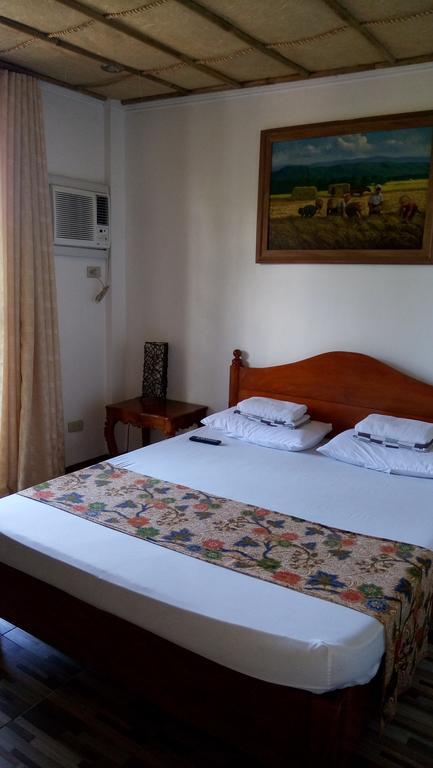 Balay de la Rama Bed&Breakfast Legazpi Bagian luar foto